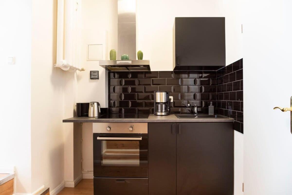 Spacious Loft Style Studio In Berlin Wilmersdorf Екстер'єр фото